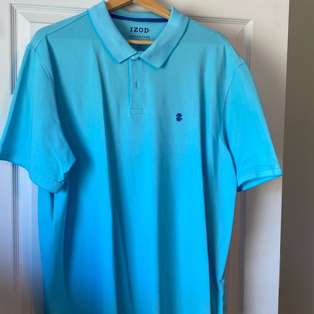 Izod s/s men’s casual shirt.
